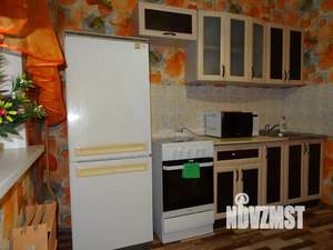 1-к квартира, посуточно, 42м2, 9/10 этаж