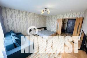 1-к квартира, посуточно, 42м2, 4/12 этаж