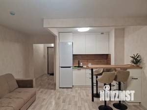 Студия квартира, посуточно, 36м2, 1/18 этаж