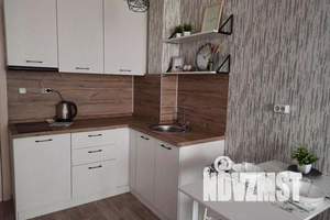 1-к квартира, посуточно, 35м2, 19/25 этаж