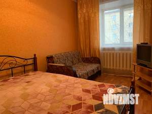 1-к квартира, посуточно, 35м2, 3/5 этаж