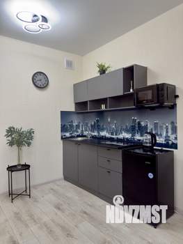 Студия квартира, посуточно, 33м2, 22/25 этаж