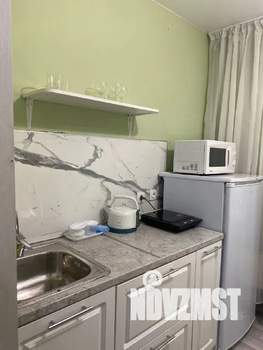 1-к квартира, посуточно, 32м2, 1/10 этаж