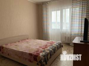 1-к квартира, посуточно, 35м2, 20/25 этаж