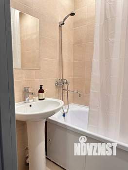 1-к квартира, посуточно, 40м2, 4/10 этаж