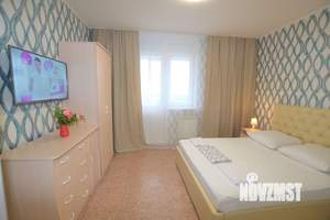 2-к квартира, посуточно, 70м2, 13/21 этаж