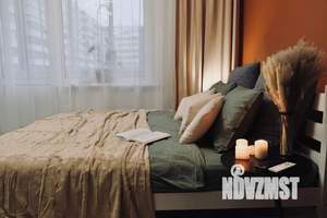 1-к квартира, посуточно, 43м2, 4/10 этаж