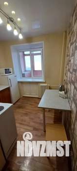 1-к квартира, посуточно, 37м2, 9/9 этаж
