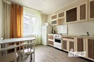 2-к квартира, посуточно, 48м2, 1/1 этаж