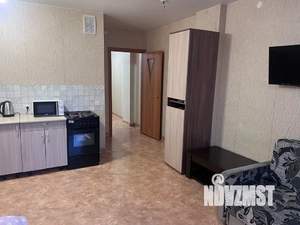 Студия квартира, посуточно, 38м2, 4/17 этаж