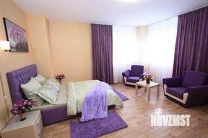 1-к квартира, посуточно, 49м2, 1/1 этаж