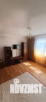1-к квартира, посуточно, 42м2, 5/10 этаж