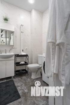 2-к квартира, посуточно, 37м2, 4/17 этаж