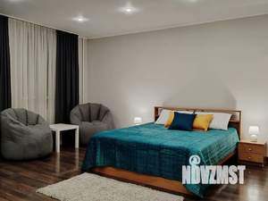 Студия квартира, посуточно, 42м2, 2/5 этаж