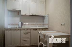 1-к квартира, посуточно, 42м2, 1/5 этаж