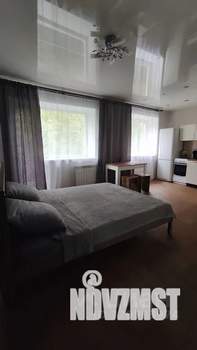 Студия квартира, посуточно, 32м2, 3/5 этаж