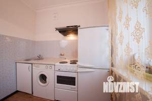 1-к квартира, посуточно, 37м2, 1/1 этаж