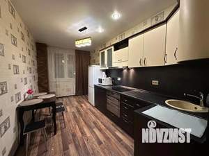 1-к квартира, посуточно, 42м2, 1/1 этаж