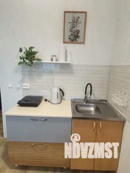 Студия квартира, посуточно, 23м2, 10/17 этаж