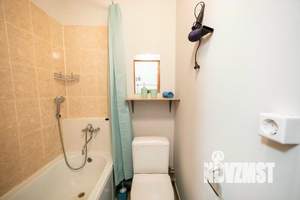 1-к квартира, посуточно, 17м2, 1/1 этаж