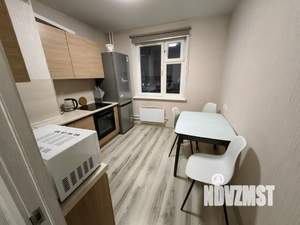 1-к квартира, посуточно, 42м2, 14/16 этаж