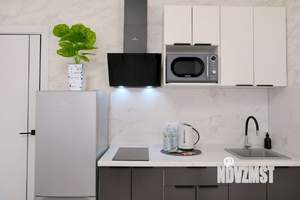 2-к квартира, посуточно, 45м2, 3/23 этаж