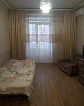 1-к квартира, на длительный срок, 41м2, 4/5 этаж