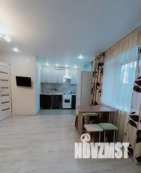 1-к квартира, посуточно, 47м2, 3/5 этаж