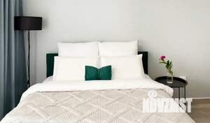 Студия квартира, посуточно, 40м2, 6/25 этаж