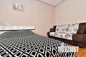 1-к квартира, посуточно, 47м2, 2/10 этаж