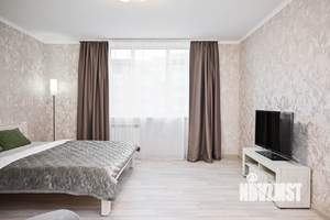 1-к квартира, посуточно, 40м2, 8/10 этаж