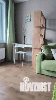 Студия квартира, посуточно, 36м2, 10/18 этаж