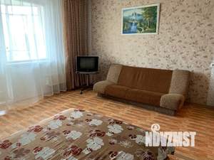 1-к квартира, посуточно, 42м2, 3/10 этаж