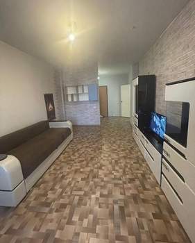 1-к квартира, на длительный срок, 42м2, 7/17 этаж