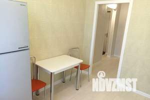 1-к квартира, посуточно, 35м2, 2/10 этаж