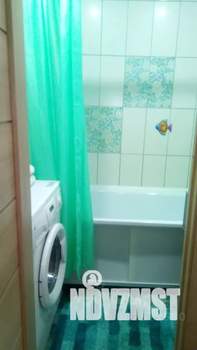 1-к квартира, посуточно, 42м2, 2/10 этаж