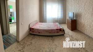 1-к квартира, посуточно, 35м2, 20/25 этаж