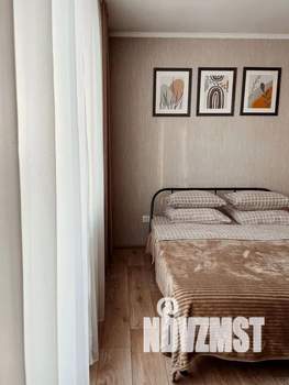 1-к квартира, посуточно, 42м2, 6/10 этаж