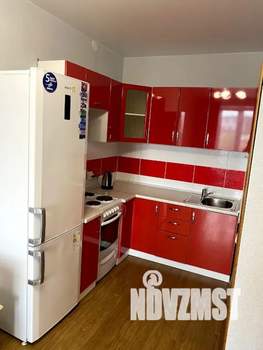 1-к квартира, посуточно, 42м2, 5/10 этаж