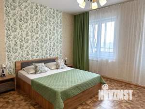 1-к квартира, посуточно, 45м2, 13/22 этаж