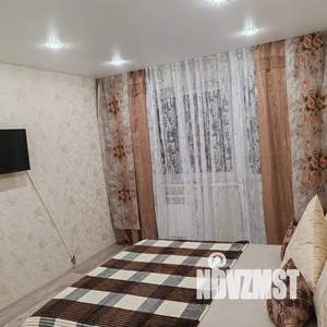 2-к квартира, посуточно, 44м2, 3/5 этаж