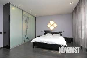 1-к квартира, посуточно, 42м2, 7/10 этаж