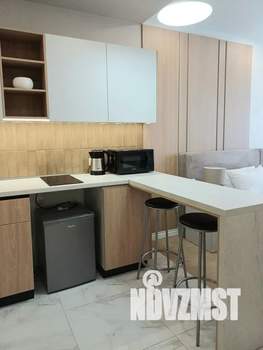 Студия квартира, посуточно, 31м2, 12/18 этаж