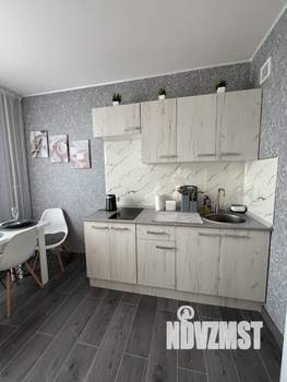 1-к квартира, посуточно, 35м2, 4/8 этаж