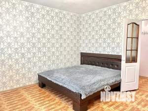 1-к квартира, посуточно, 40м2, 6/9 этаж