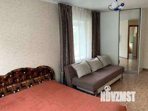 1-к квартира, посуточно, 38м2, 3/5 этаж