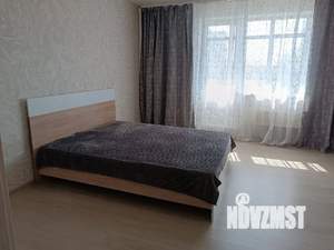 1-к квартира, посуточно, 42м2, 3/10 этаж