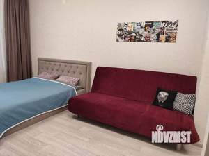Студия квартира, посуточно, 30м2, 3/19 этаж