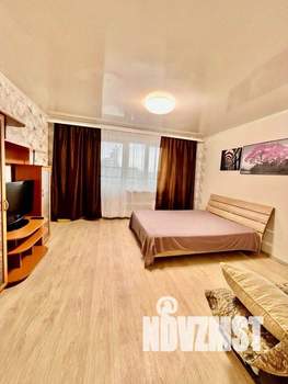 1-к квартира, посуточно, 42м2, 1/1 этаж