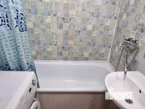1-к квартира, посуточно, 35м2, 8/9 этаж